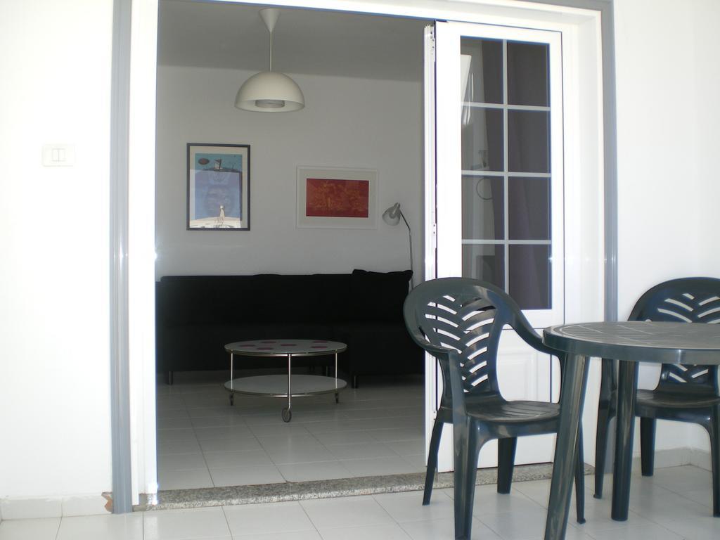 Los Panelos B1 Puerto del Carmen  Rom bilde